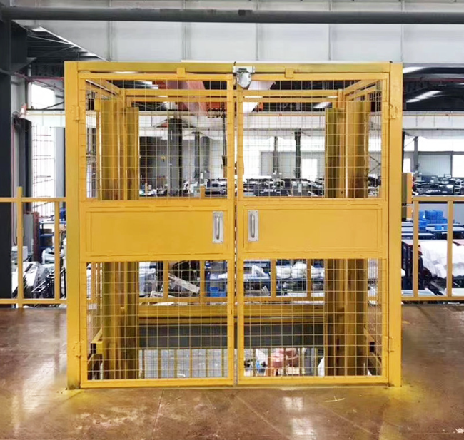 连江智能导轨式升降机亮相